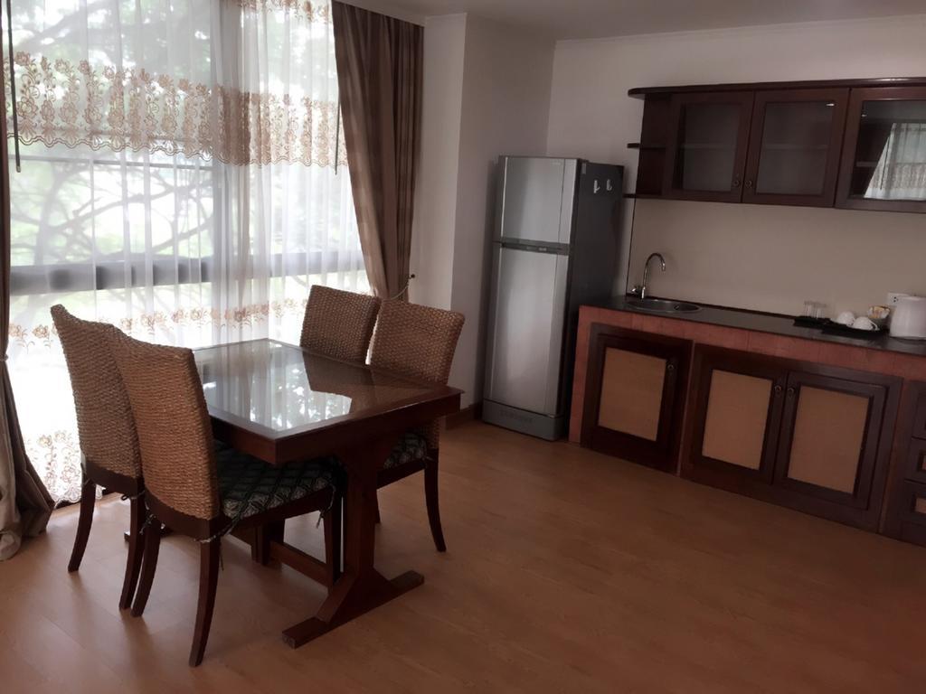 Khách sạn hẻo lánh Aster