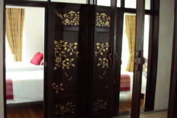 Khách sạn hẻo lánh Aster