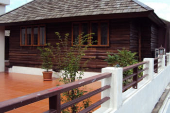 Aster Khách sạn hẻo lánh